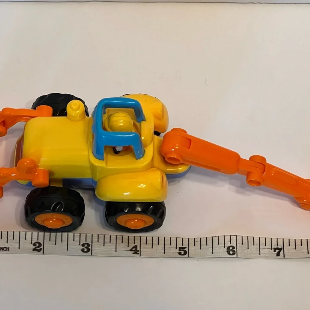 Huile Toy Trucks